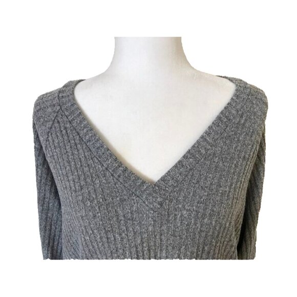 WILFRED FREE Raglan Sleeve Ribbed Tunic Sweater Dress Size Medium Gray V-Neck - Picture 2 of 8